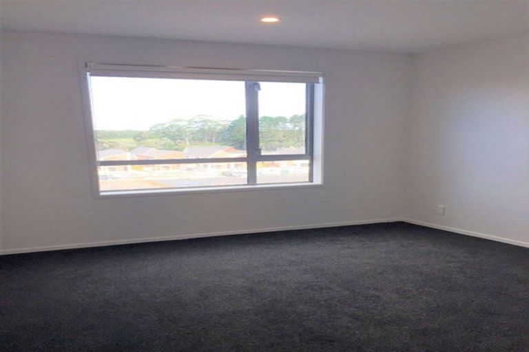 Photo of property in 403/160a Hobsonville Point Road, Hobsonville, Auckland, 0616