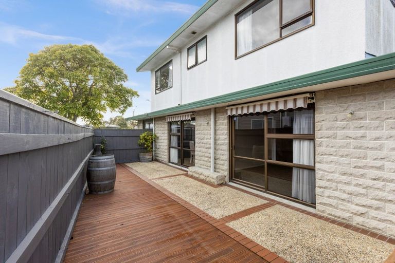 Photo of property in 10 Otatara Road, Taradale, Napier, 4112