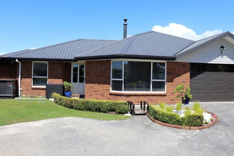 Photo of property in 5 Rochfort Place, Westport, 7825