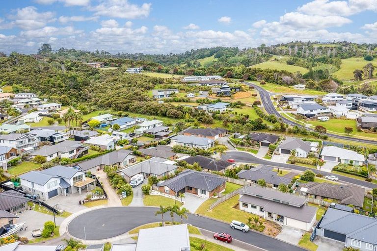 Photo of property in 12 Ariel Place, Snells Beach, 0920