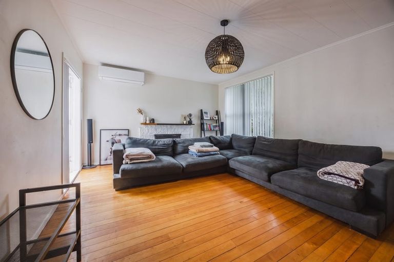 Photo of property in 25 Collett Road, Otara, Auckland, 2023