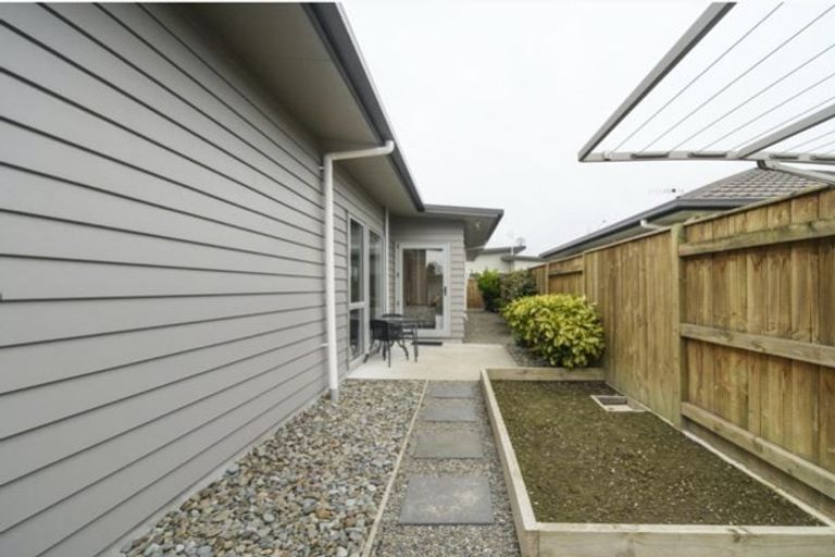 Photo of property in 48 Ward Street, Palmerston North, 4410