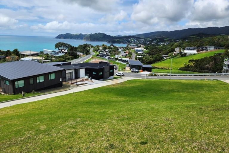 Photo of property in 8 Blue Moon Rise, Langs Beach, 0582