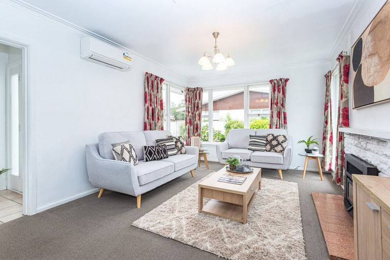 Photo of property in 9 Murdoch Street, Bryndwr, Christchurch, 8053