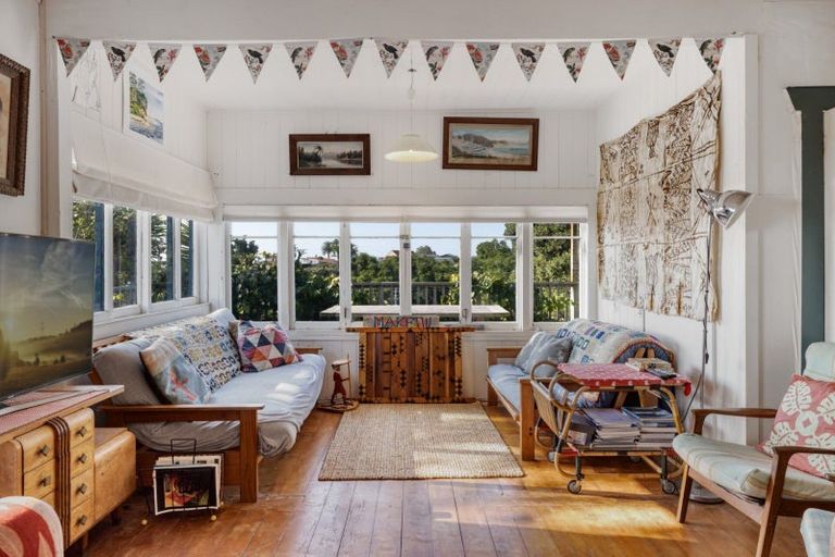 Photo of property in 10 Church Road, Maketu, Paengaroa, 3189