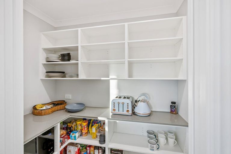 Photo of property in 38 Mcquillan Avenue, Woodend, 7610