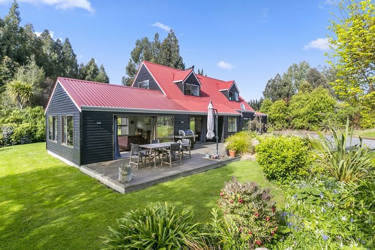 Photo of property in 222 Chain Hills Road, Chain Hills, Dunedin, 9076