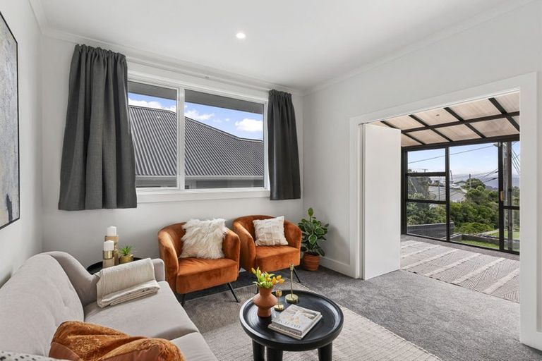 Photo of property in 85 Farnham Street, Mornington, Wellington, 6021