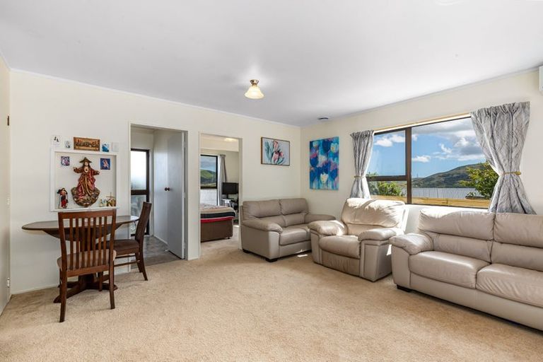 Photo of property in 6a Mossburn Grove, Kelson, Lower Hutt, 5010