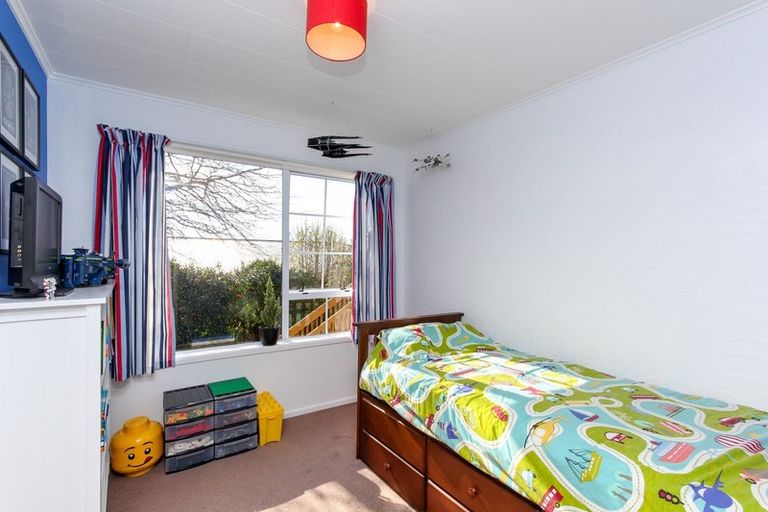 Photo of property in 13 Carlton Terrace, Westown, New Plymouth, 4310