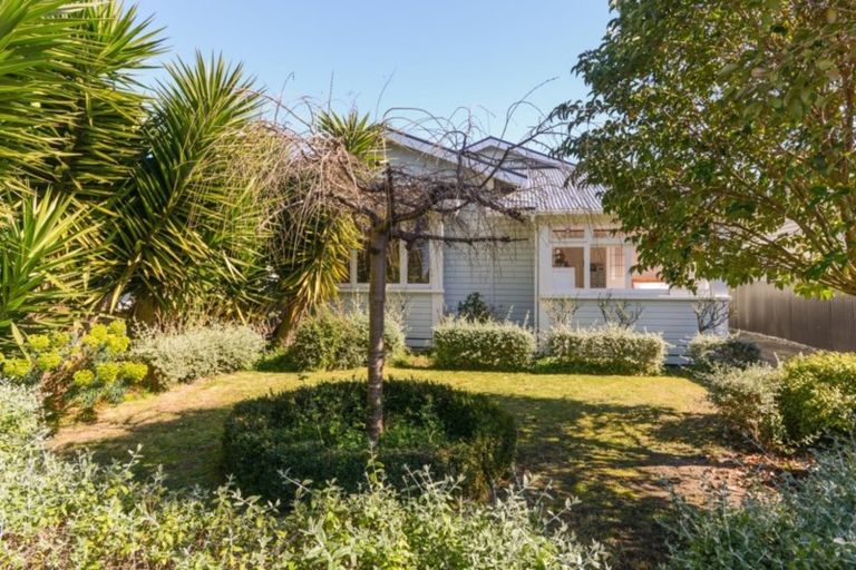 Photo of property in 134 Nelson Crescent, Napier South, Napier, 4110