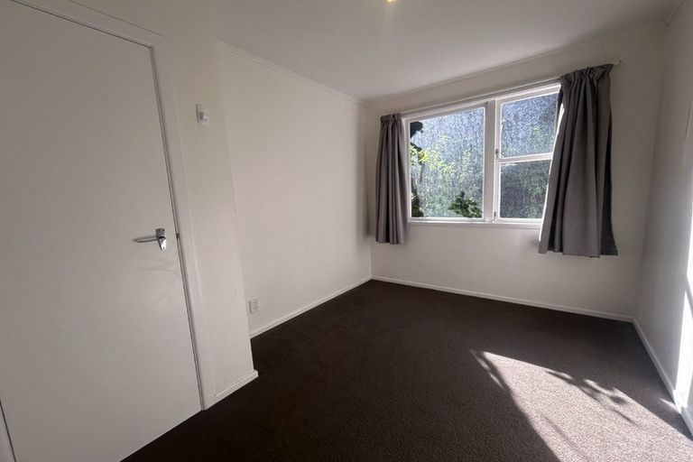 Photo of property in 4 Chaucer Way, Karori, Wellington, 6012