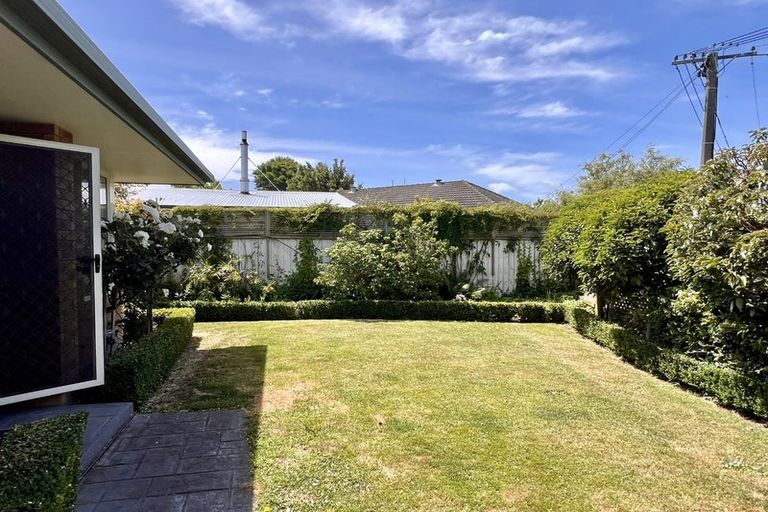 Photo of property in 1/23 Lansbury Avenue, Strowan, Christchurch, 8052