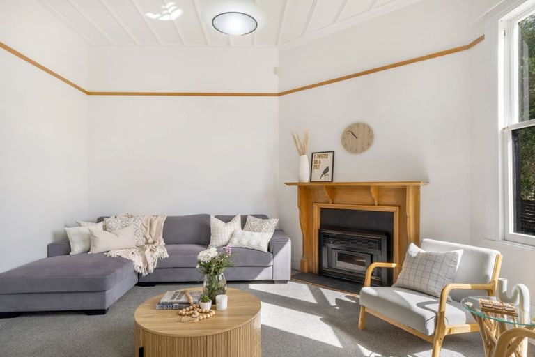 Photo of property in 21 Portal Street, Durie Hill, Whanganui, 4500