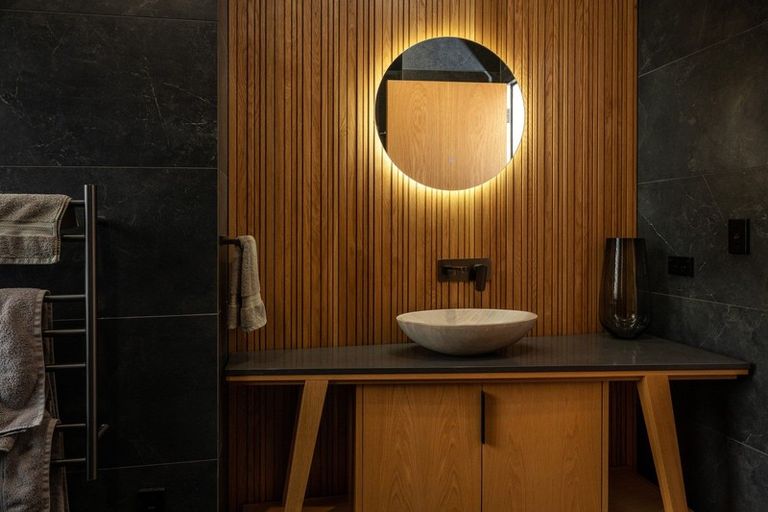 Photo of property in 22 Highgrove, Saint Clair, Dunedin, 9012