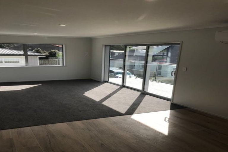 Photo of property in 1 Danden Way, Pukekohe, 2120