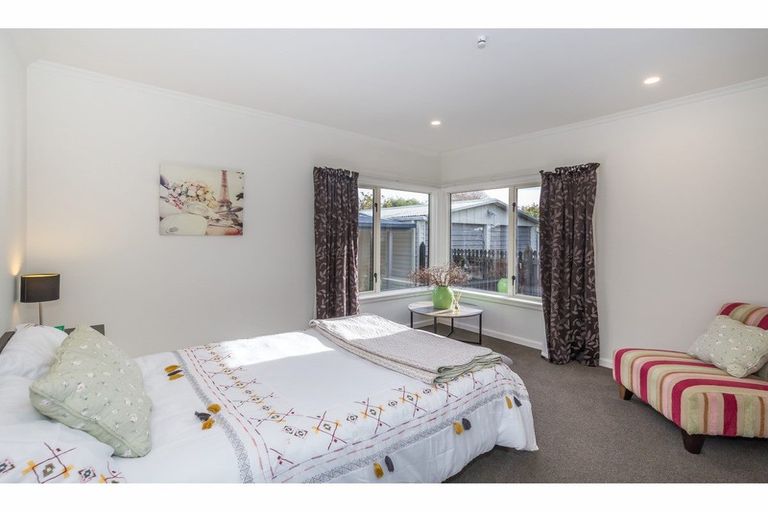 Photo of property in 250 Opawa Road, Hillsborough, Christchurch, 8022