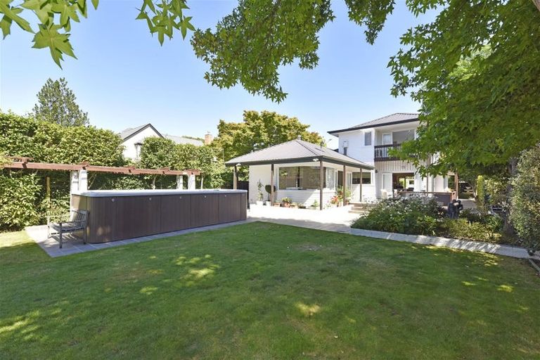 Photo of property in 36 Jacksons Road, Lyttelton, 8082