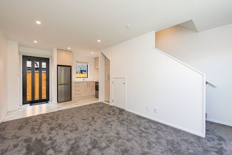 Photo of property in 8/29 Waiwhetu Road, Waiwhetu, Lower Hutt, 5010