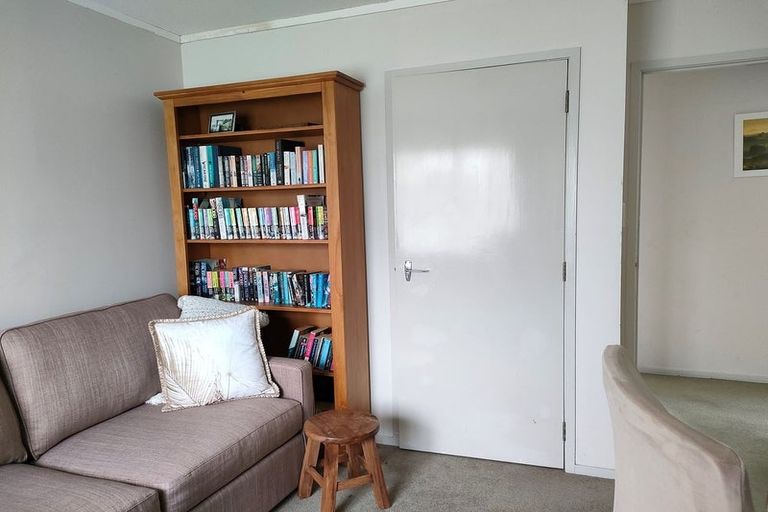 Photo of property in 11 Aratiatia Place, Tikipunga, Whangarei, 0112