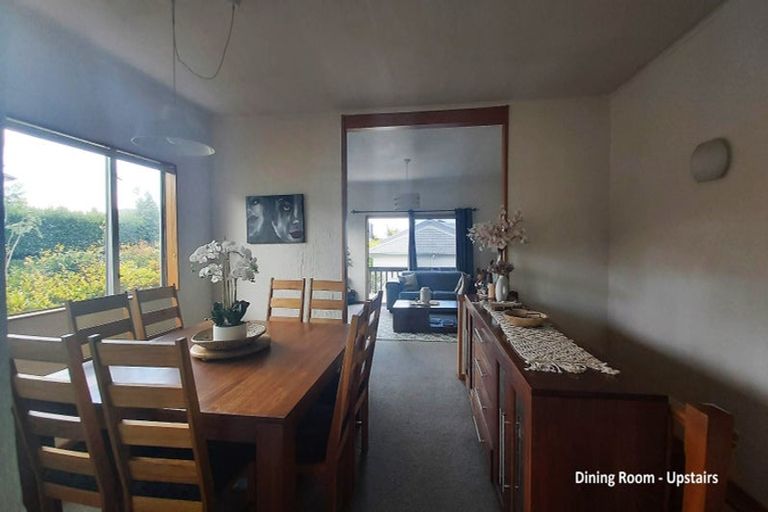 Photo of property in 84a Marine Parade, Mellons Bay, Auckland, 2014