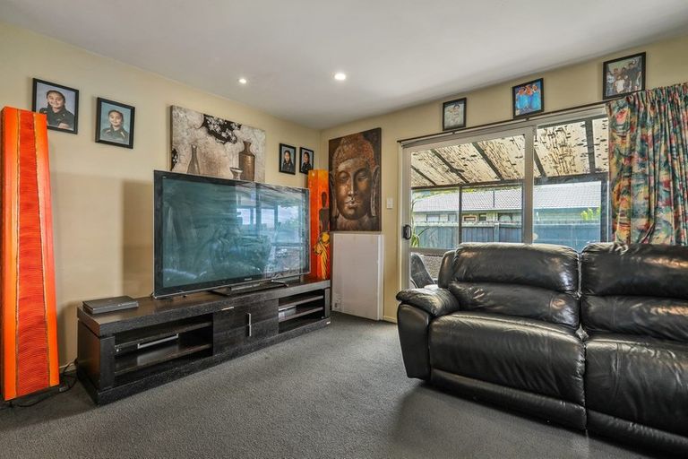 Photo of property in 2/7 Fiona Place, Hei Hei, Christchurch, 8042