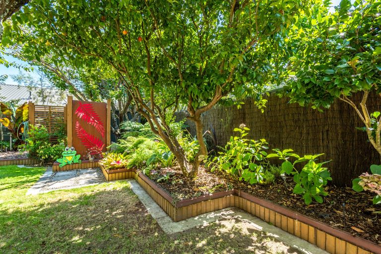 Photo of property in 33 Cobden Street, Gisborne, 4010