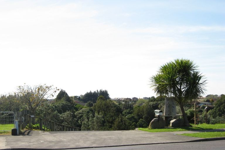 Photo of property in 142b Heta Road, Highlands Park, New Plymouth, 4312