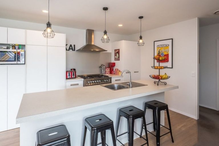 Photo of property in 38 Hillcrest Road, Raumati Beach, Paraparaumu, 5032