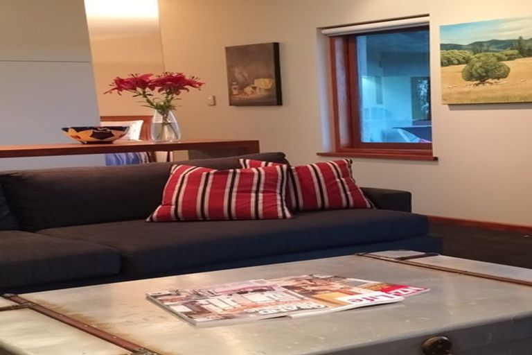 Photo of property in 16 Sherwood Lane, Cashmere, Christchurch, 8022