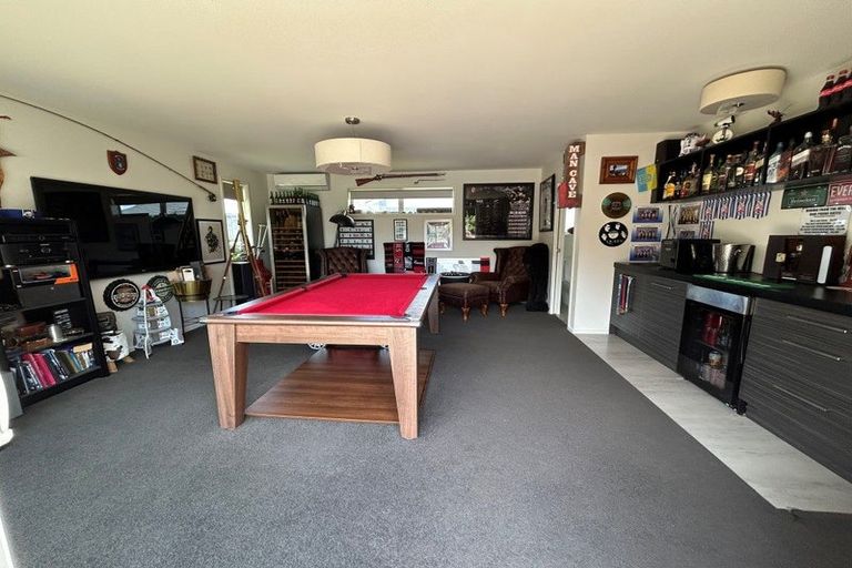 Photo of property in 127 Mcrobbie Road, Kingseat, Papakura, 2580
