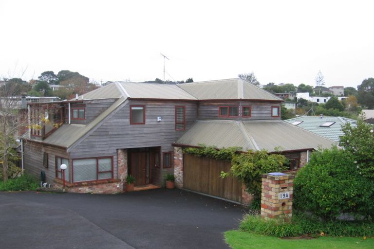 Photo of property in 19a Penzance Road, Mairangi Bay, Auckland, 0630