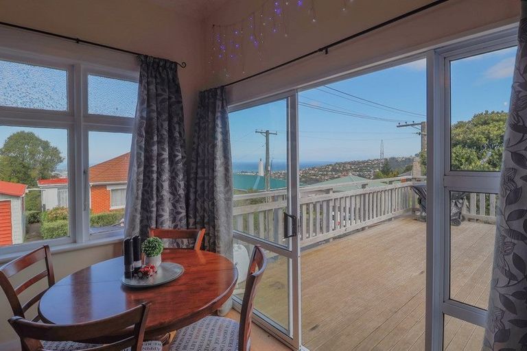 Photo of property in 28 Forbes Street, Balaclava, Dunedin, 9011