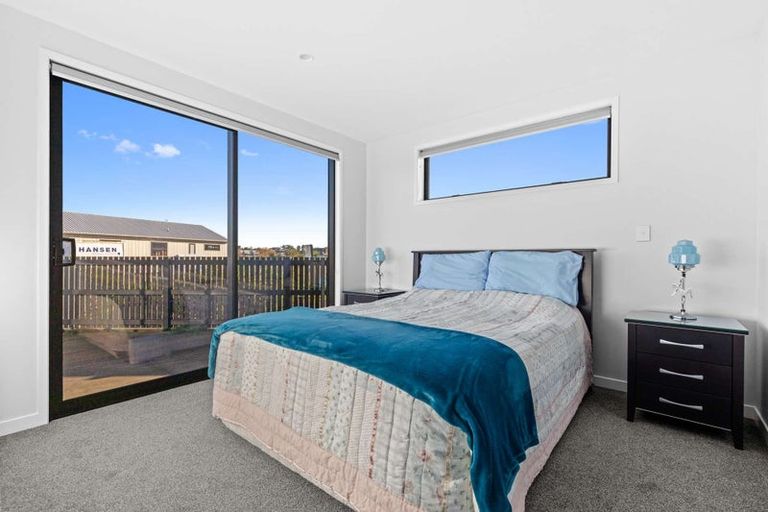 Photo of property in 42 Hinaki Street, Poike, Tauranga, 3112