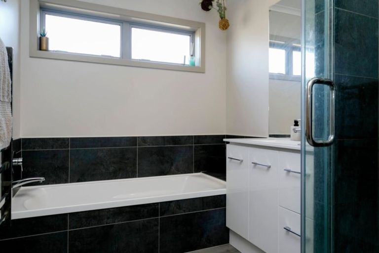 Photo of property in 13 Victoria Street, Richmond Heights, Taupo, 3330