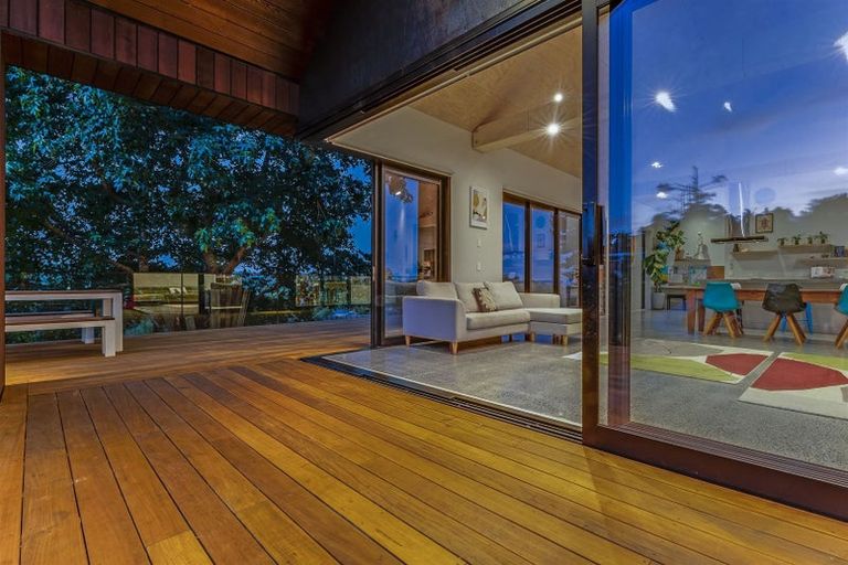 Photo of property in 24a Christian Road, Swanson, Auckland, 0614