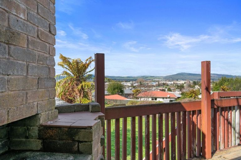 Photo of property in 82 Mallard Drive, Selwyn Heights, Rotorua, 3015