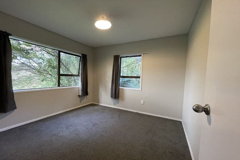 Photo of property in 45 Virgo Place, Glen Eden, Auckland, 0602