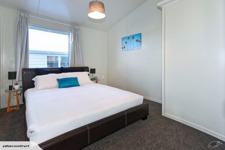 Photo of property in 3 Kingsbridge Drive, Burwood, Christchurch, 8083