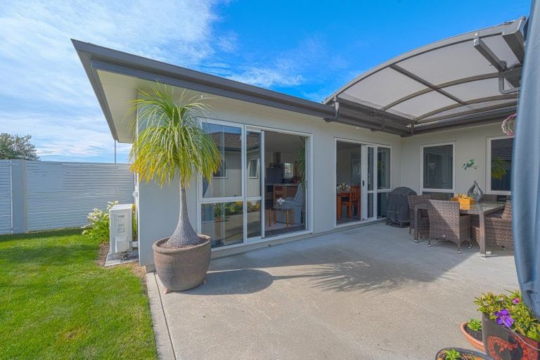 Photo of property in 29 Aoraki Road, Poraiti, Napier, 4112