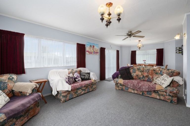 Photo of property in 2/29 Arthur Crescent, Hilltop, Taupo, 3330