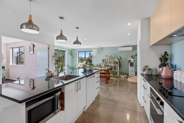 Photo of property in 14 Tangaroa Street, Waitara, 4320