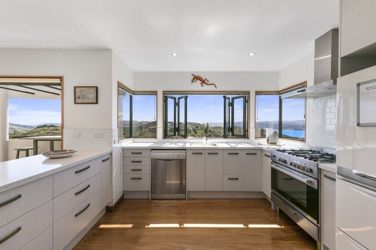 Photo of property in 20 Imran Terrace, Khandallah, Wellington, 6035