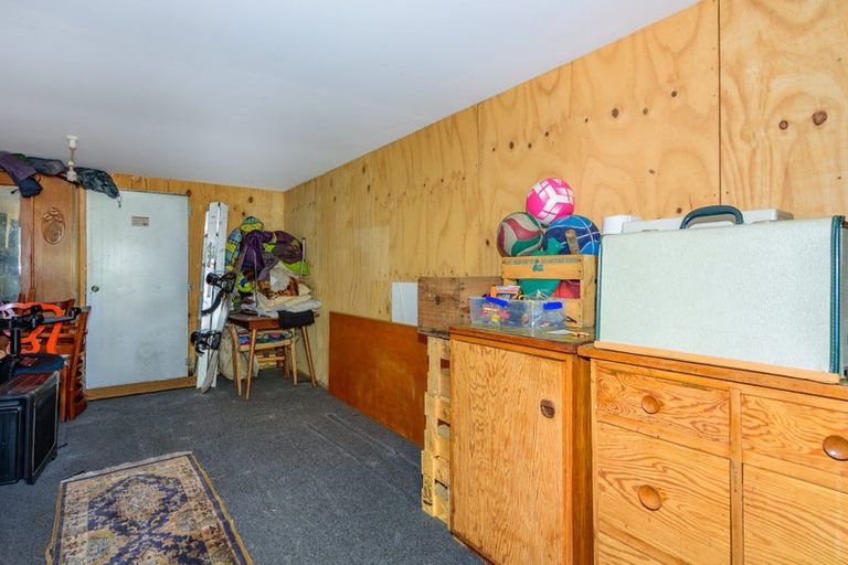 Photo of property in 437 Ferry Road, Woolston, Christchurch, 8023