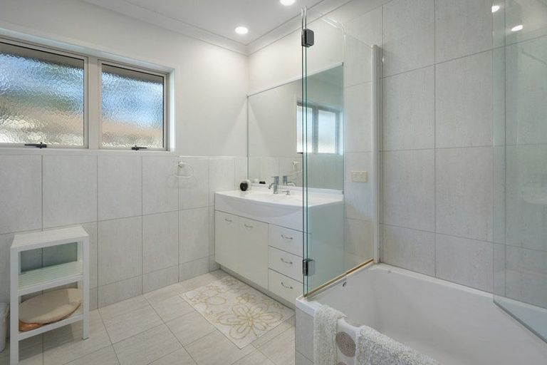 Photo of property in 3 Reabrook Place, Katikati, 3129