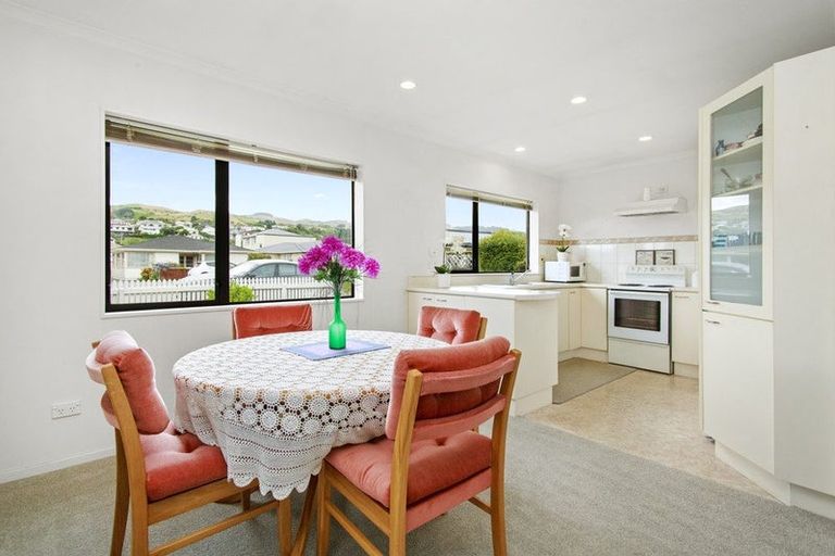 Photo of property in 1/157 Main Road, Tawa, Wellington, 5028