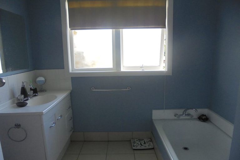 Photo of property in 6 Meremere Street, Wainuiomata, Lower Hutt, 5014