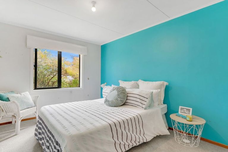 Photo of property in 65 Bell Street, Tawa, Wellington, 5028