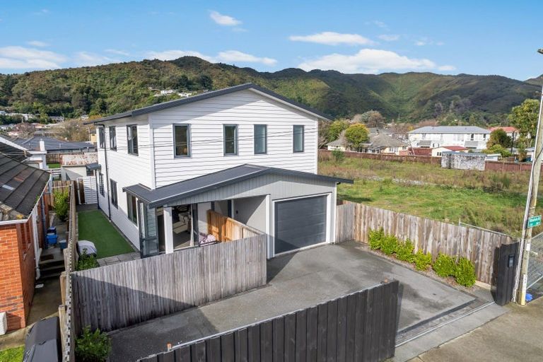 Photo of property in 348a Waiwhetu Road, Fairfield, Lower Hutt, 5011