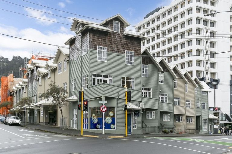 Photo of property in 9 Murphy Street, Thorndon, Wellington, 6011